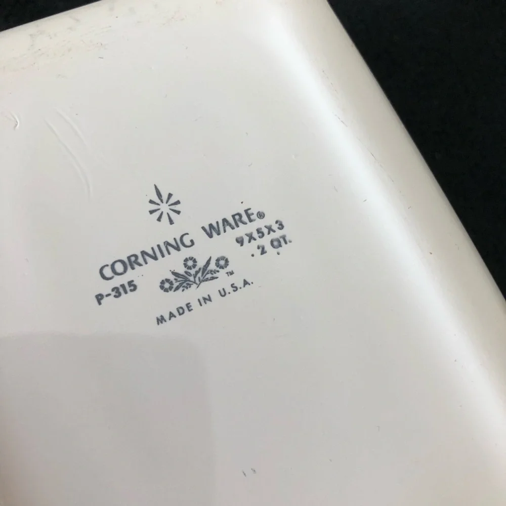 Vintage Corning Ware Cornflower 2 Qt Pan